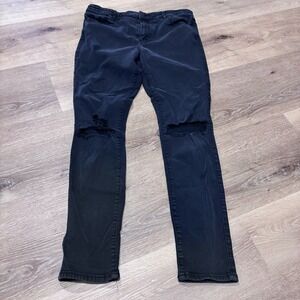 Abercrombie & Fitch Super Skinny High Rise Distressed Black Jeans 12R W31 L31